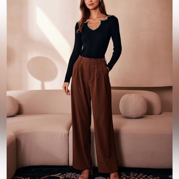 Rihoas Black Lapel Seam Colorblock Knit Top - Picture 2 of 9